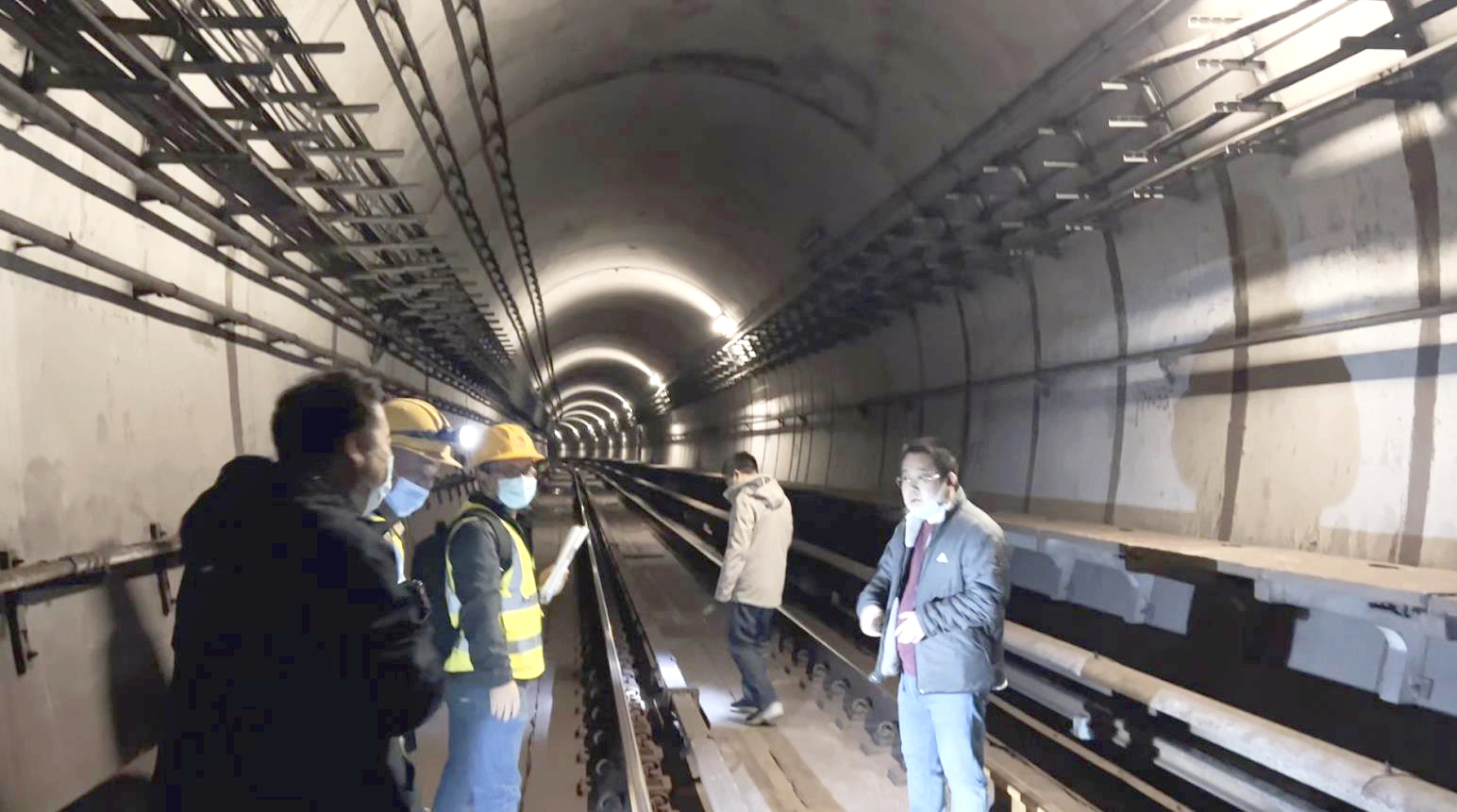 竣工验收顺利通过!(图1) 竣工验收顺利通过!(图1)